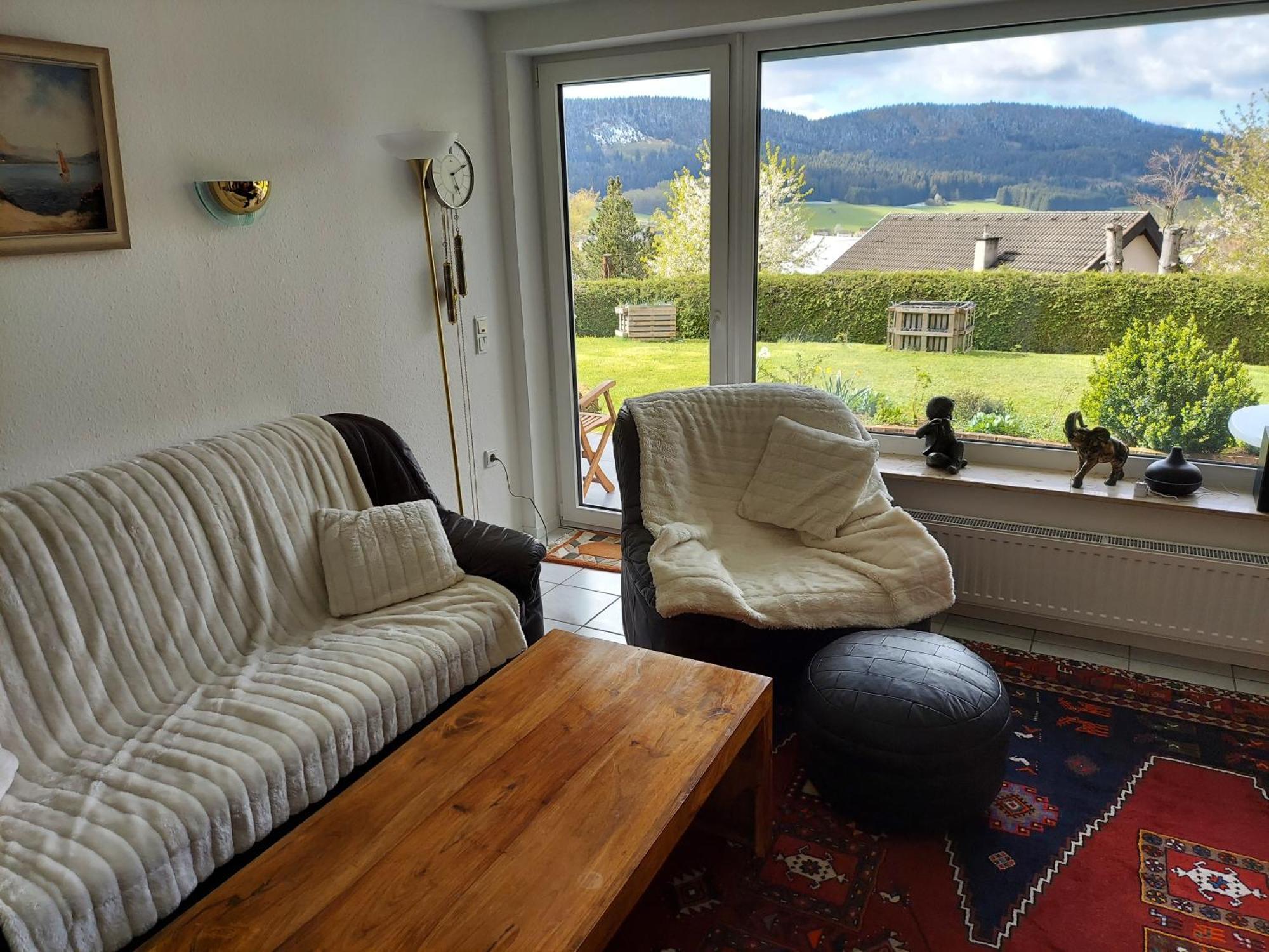 Fewo Mit Tollem Ausblick Auf Der Schwaebischen Alb. Wehingen Exterior foto